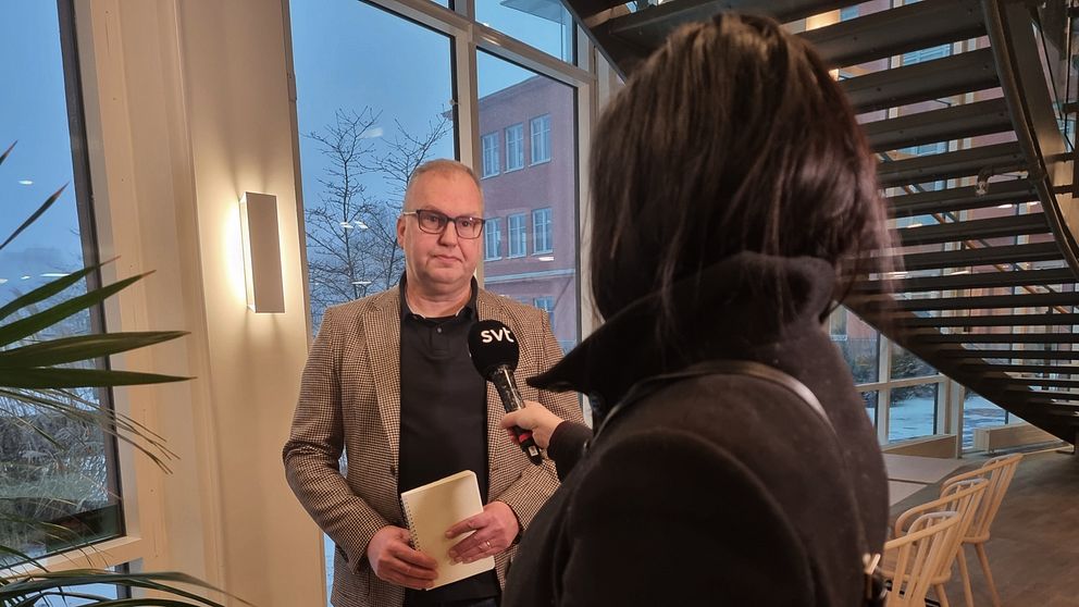 Krister Mellström, tf vd påTelge bostäder, tycker att hyreshöjningen är rimlig, hör mer i klippet ovan.