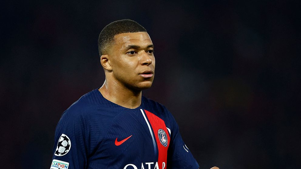 Kylian Mbappé bekräftar: Lämnar PSG efter säsongen.