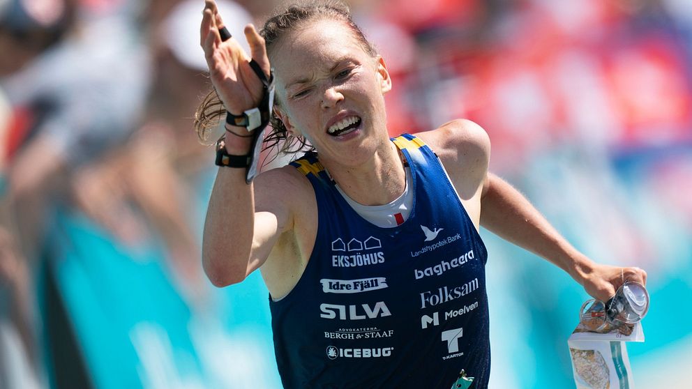 Tove Alexandersson är bara trea i den totala världscupen inför finalhelgen.