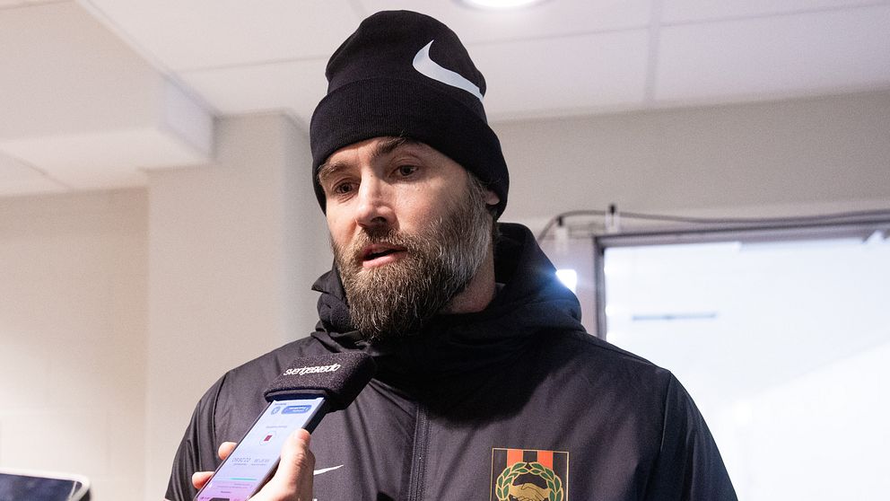 Olof Mellberg på plats på BP:s första träning inför kommande säsongen.