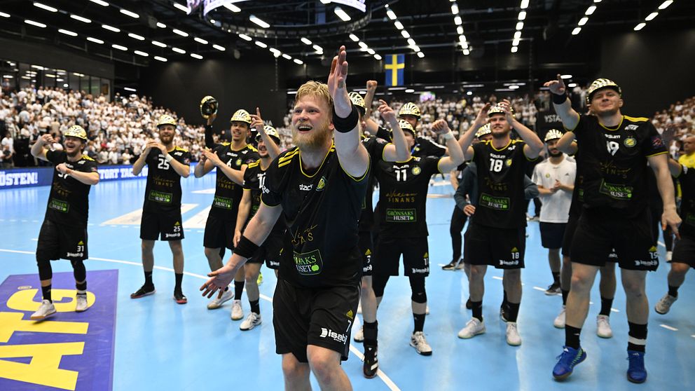 Sävehof firar sitt SM-guld.