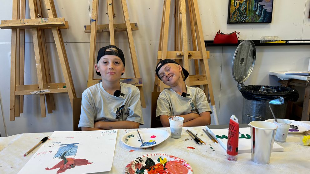 färg, canvas, pojkar, penslar