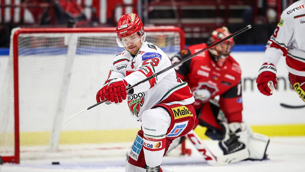 Mikkel Aagaard firar efter sitt hattrick mot Malmö.