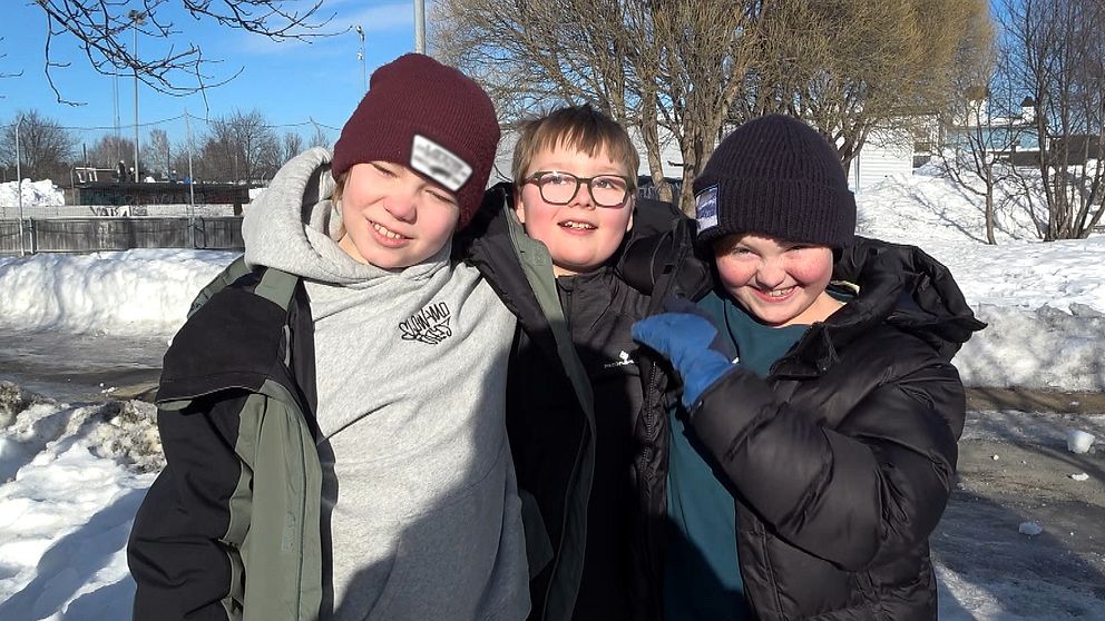 Tre elever på Stadsöskolan i Luleå.