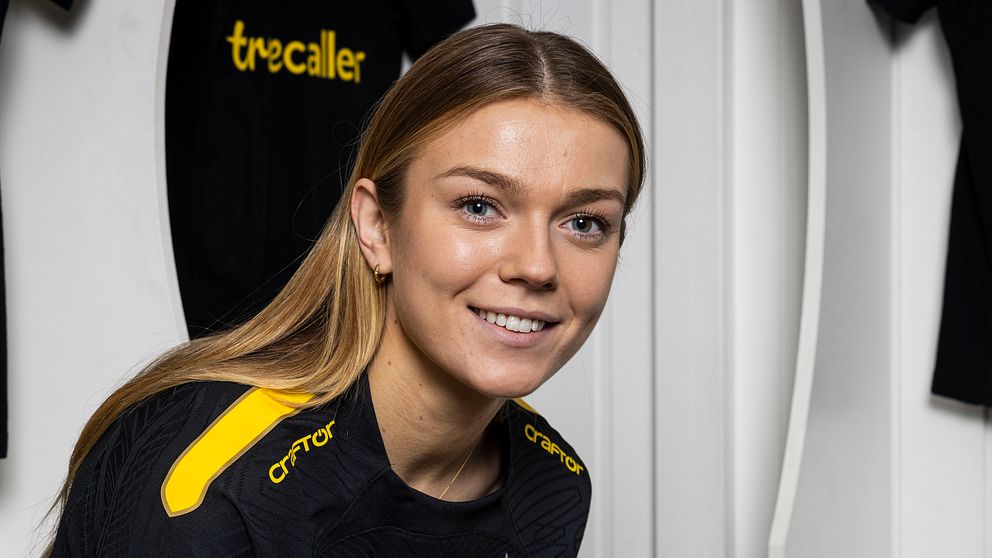Beata Olsson klar för AIK.