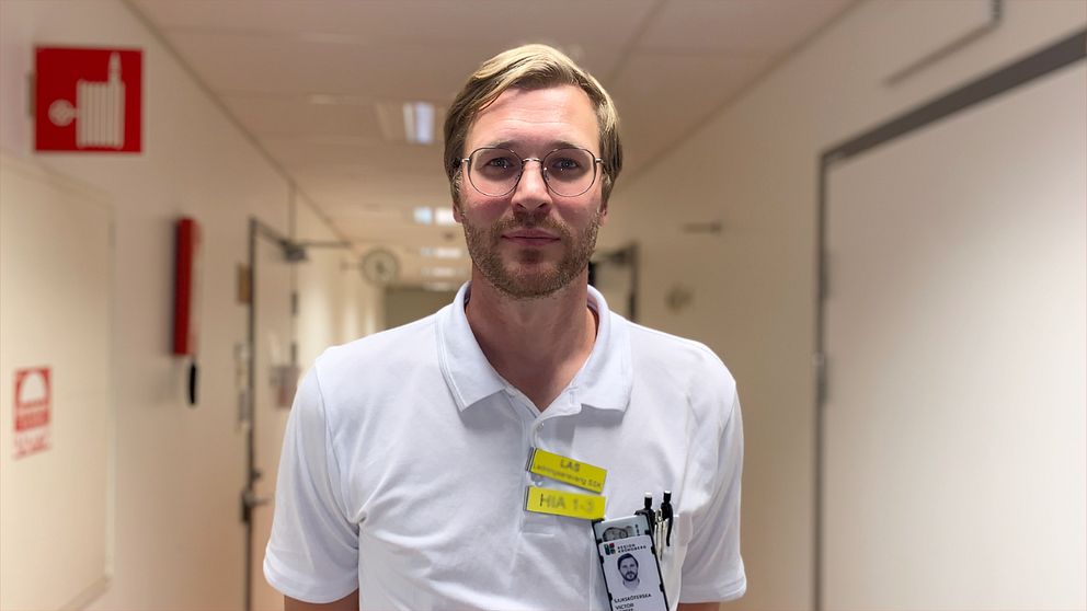 Victor Jaxander är sjuksköterska på hjärtintensiven på Centrallasarettet i Växjö och han är ofta med om överbeläggningar.
