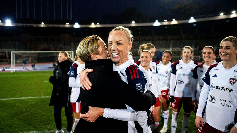 Caroline Seger hyllades – efter karriärens sista match: ”Kunde bara drömma om det”