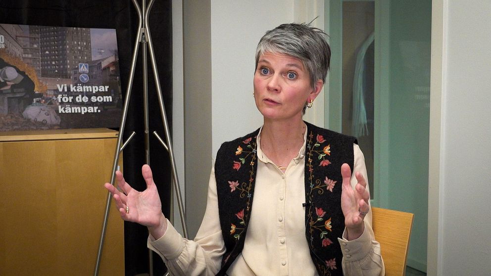 Febe Stenson, tillträdande direktor på Stadsmissionen i Örebro, berättar mer om situationen på matcentralen inför jul.