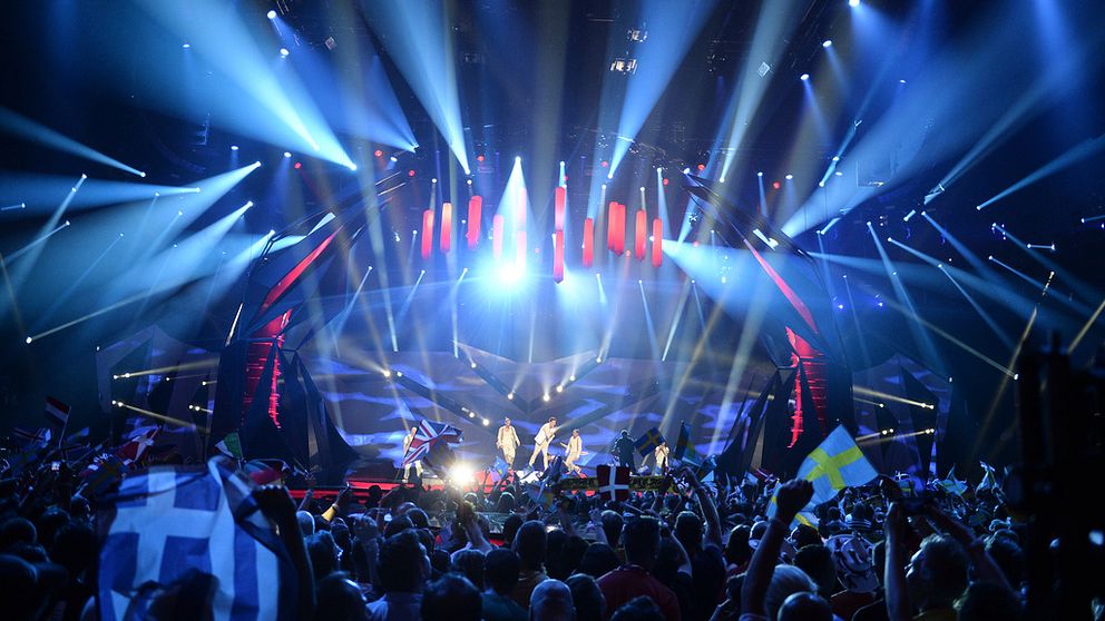 Eurovision på Malmö Arena. Musikgrupp på scenen.
