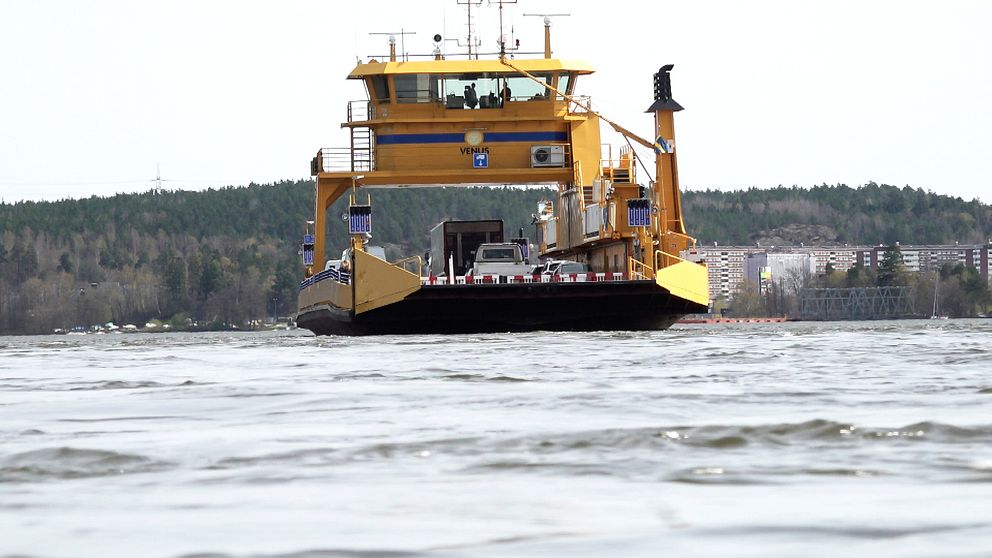 Gul vägfärja i Stockholms län