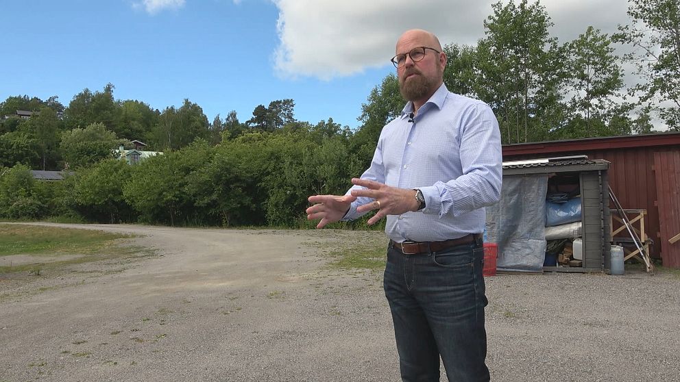 Thomas Wanzelius (M) är en av fyra avhoppare från samhällsbyggnadsnämnden i Nynäshamn