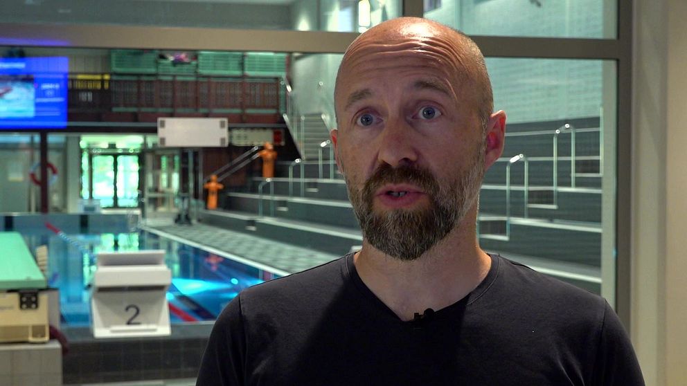 En bild på Andreas Lybacken, enhetschef för badet.