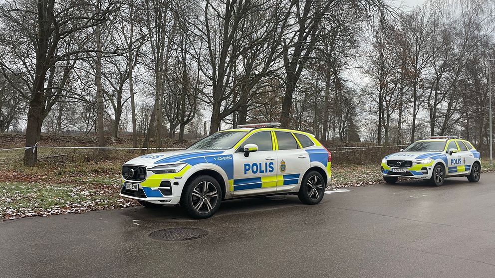 Polisen spärrade av ett större område vid  kanalen i Ljungsbro efter explosionen.
