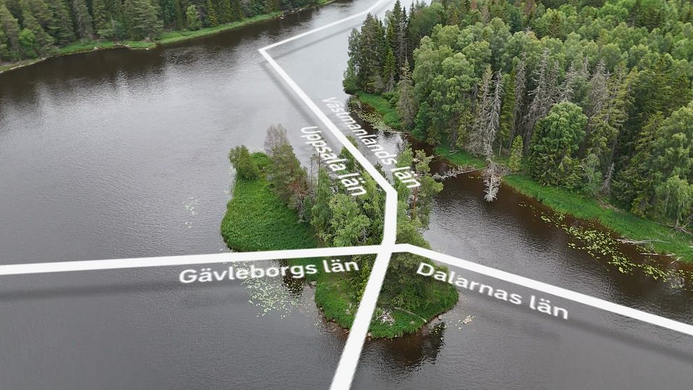 Flygbild på en ö med markerade länsgränser för Västmanlands län, Dalarnas län, Gävleborgs län, och Uppsala län