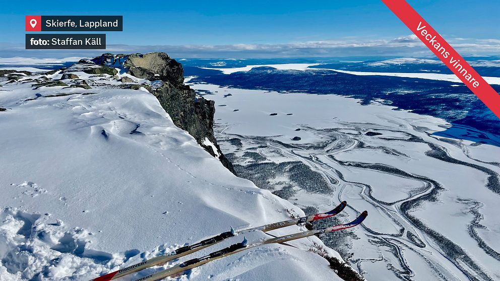 Toppbestigning med skidor upp till Skierfe i Rapadalen, Sareks nationalpark, Lappland den 31 mars. Strålande väder och ringa vind.
