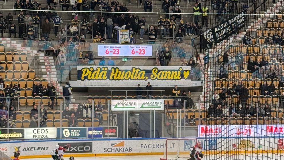 Banderoll för att hedra hockeyspelare