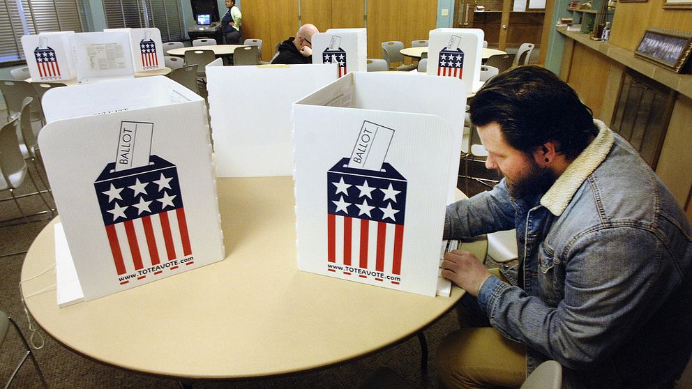 Röstningsstation i Illinois.