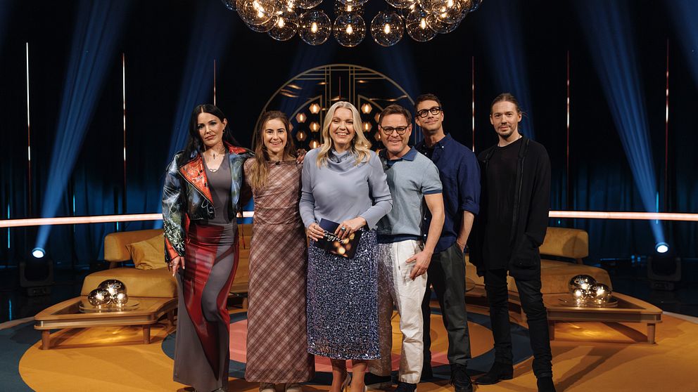 Miriam Bryant, Ebba Andersson, Carina Bergfeldt, Kim Sulocki, Ola Forssmed och Tobias Forge.