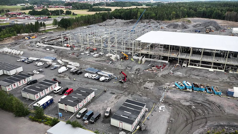 Drönarbild på Senior Materials fabrik i Eskilstuna
