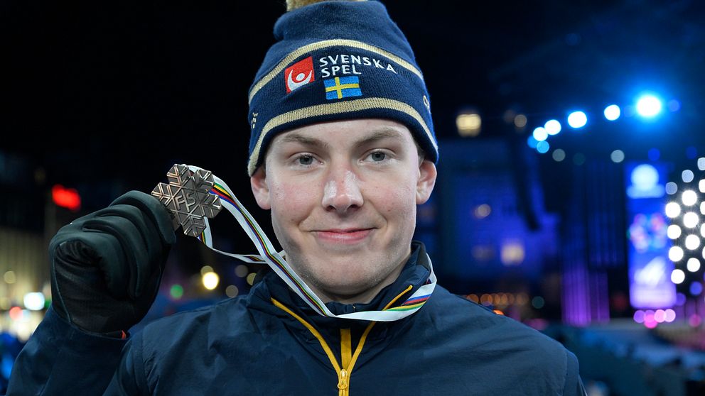 Truls Gisselman med sitt VM-brons.