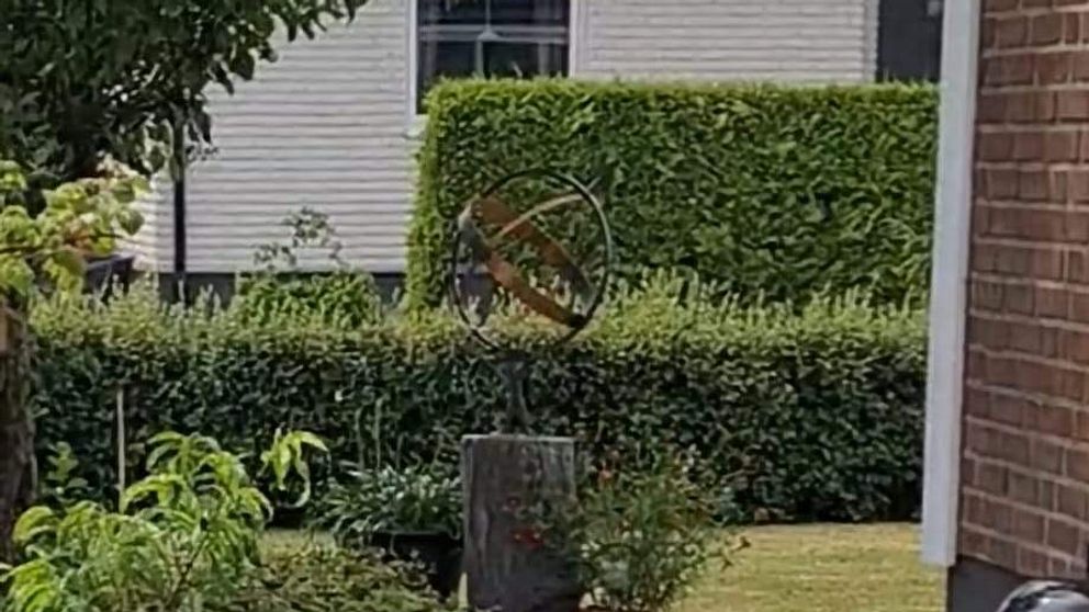 Anders Ekdéns solur i trädgården innan det blev bestulet i Vara.