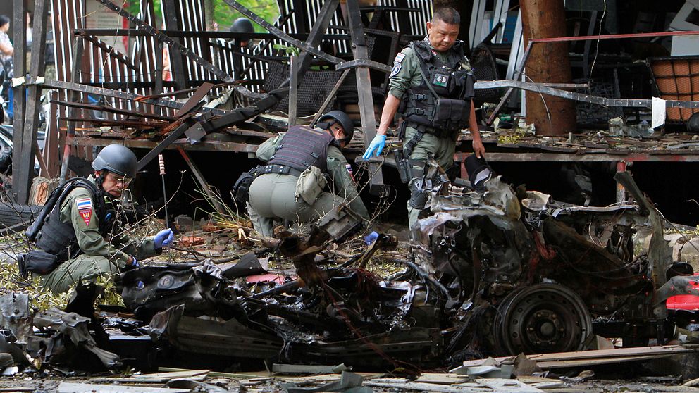 En bomb exploderade utanför ett hotell i Thailand.