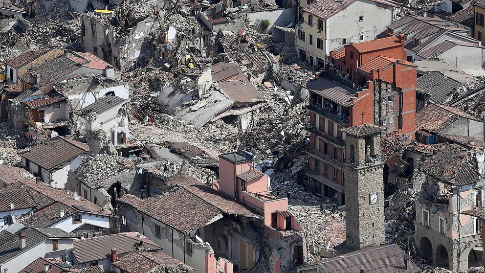 Bild över förödelsen i Amatrice.