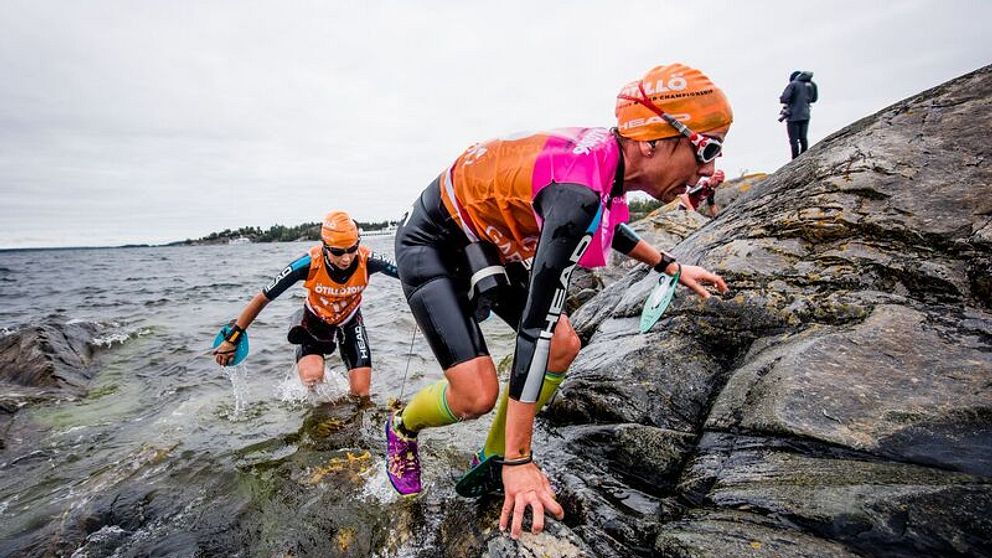 Swimrun-VM i Stockholms skärgård är en av världens tuffaste tävlingar.