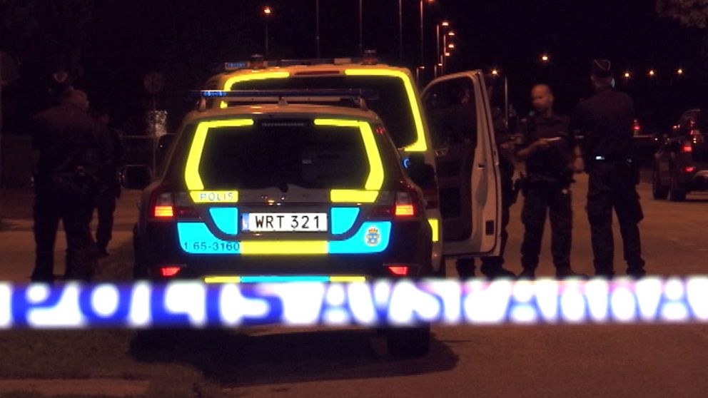 Poliser på plats efter detonation i Malmö.