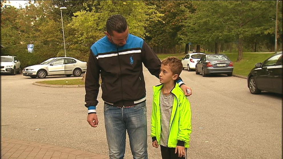 Föräldrar och elever på Fjärdingskolan i Borås oroliga över att tolv lärare sagt upp sig.