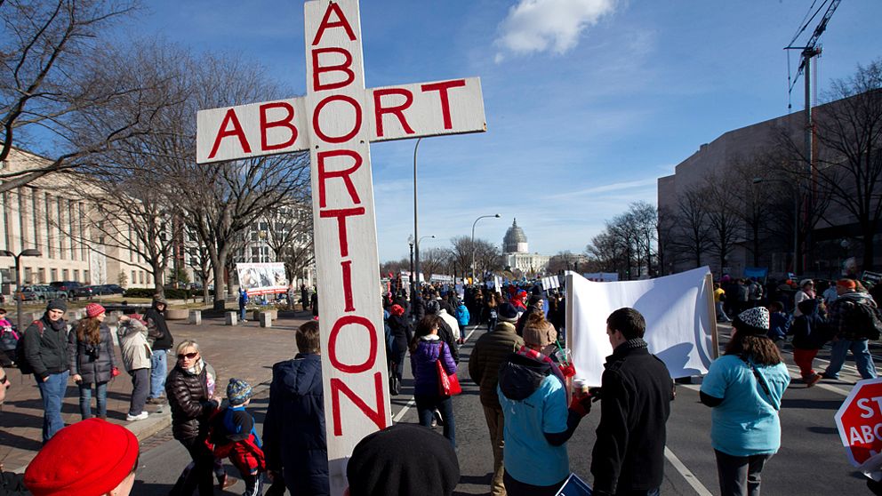 Abortmotståndet finns i hela världen här en anti-abort demonstration i Washington 2015.
