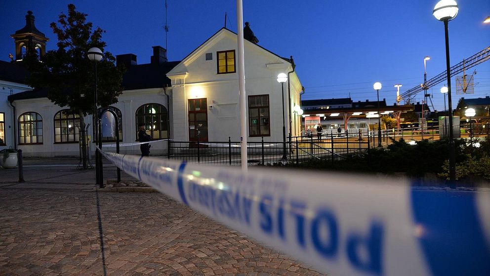 Tågstationen avspärrning