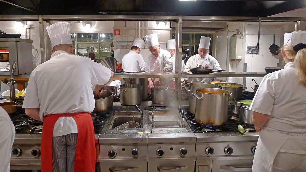 Hotell- och restaurangfackets register innehåller uppgifter om tiotusentals personer som inte ens är medlemmar. Arkivbild, personerna har inte med artikeln att göra.