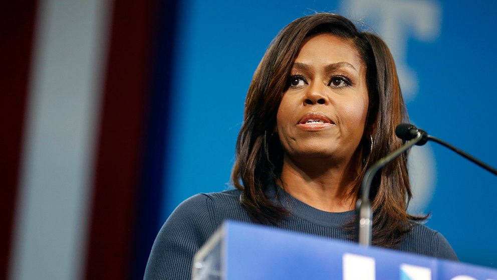 Michelle Obama vid ett kampanjtal i Manchester i New Hampshire.