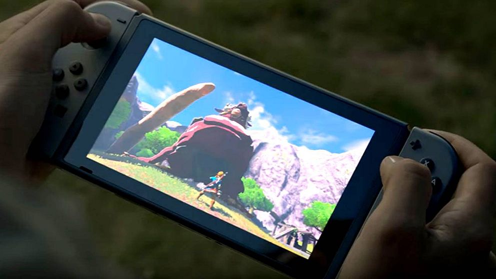 Den nya konsolen Nintendo Switch i sin bärbara variant.
