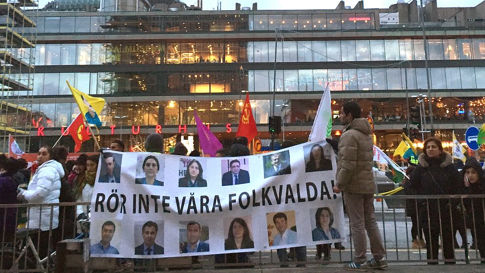 Demonstration till stöd för fängslade HDP-politiker