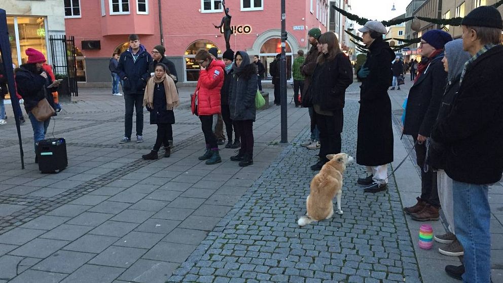 Deltagarna hedrade de transpersoner som dödats under året.