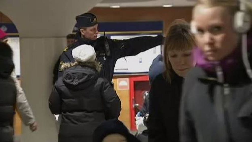 Polis i tunnelbanan