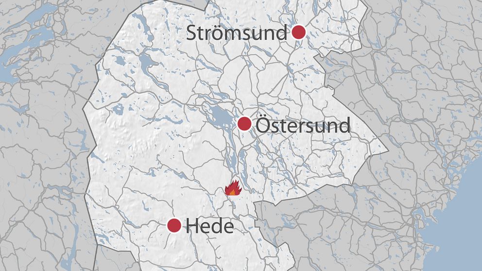 En bild på en karta över delar av Jämtland där platsen för branden är utmärkt med en symbol för en eld.