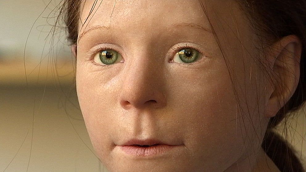 Den så kallade birkaflickan fick sitt ansikte återskapat av restauratörer på Historiska museet 2011.