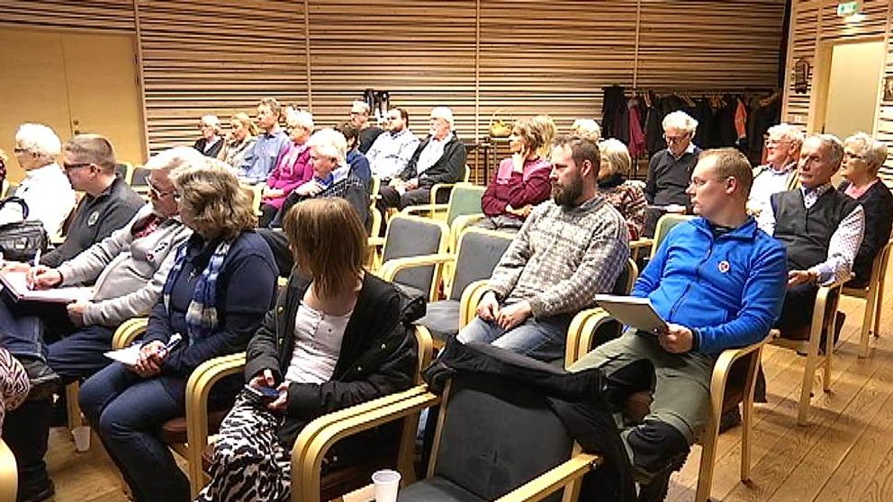 Sjukvårdspartiet bjuder på torsdagskvällen in till diskussion kring vården i Ådalen. – Förhoppningsvis finns det någon som vill ta ansvar, säger Yngve Nilsson, ordförande i partiet som nu ser chansen mot valet 2018.