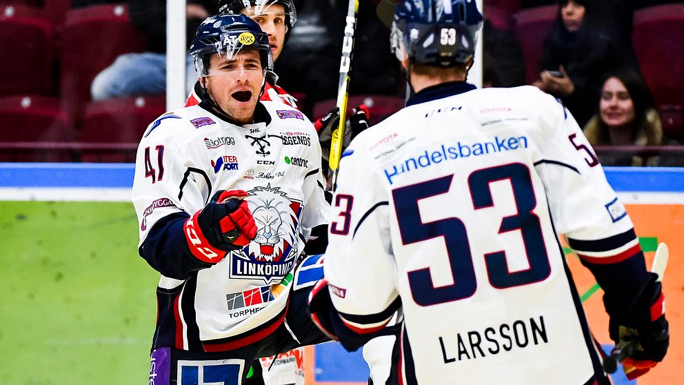 Linköpings Broc Little och Eddie Larsson jublar.