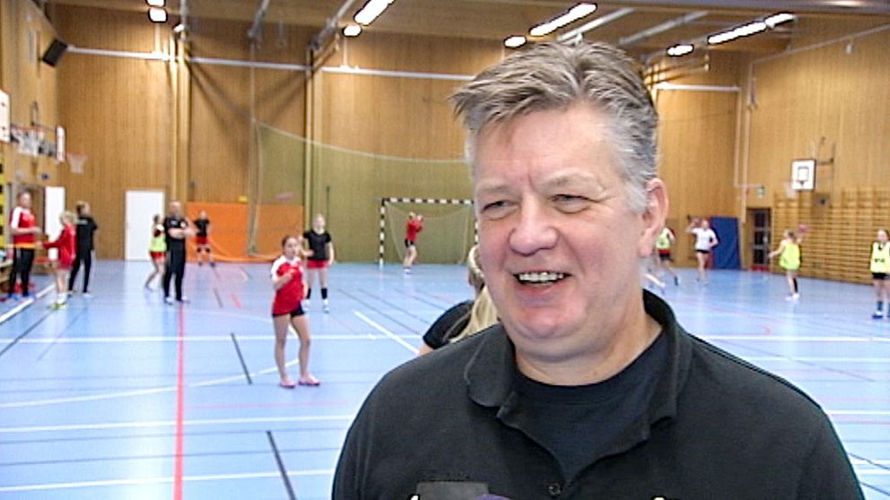 Bertil Hammarström är tränare i Borlänge handbollsklubb