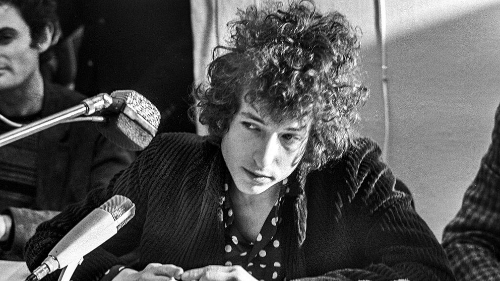 Bob Dylan under en presskonferens i Stockholm 1966