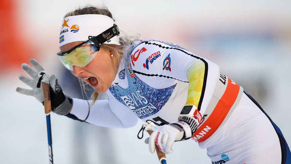 Stina Nilsson trillade i sprintkvalet och är ute ur tävlingen.