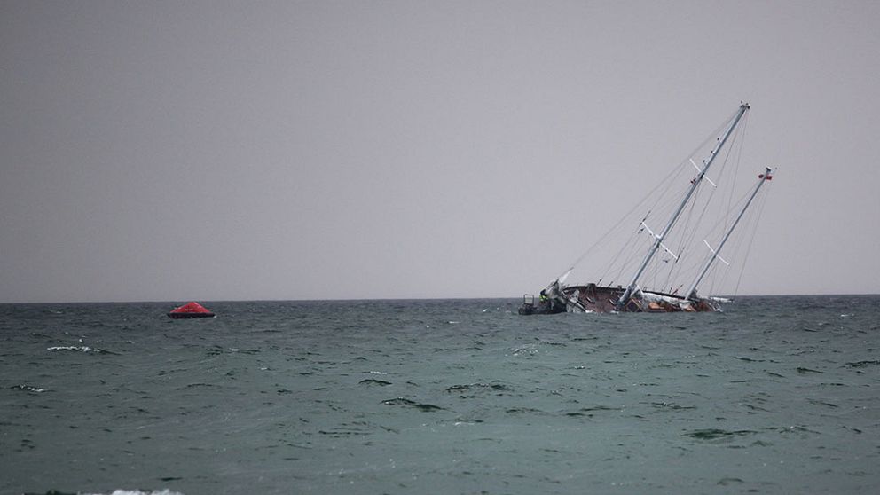 Segelbåt utanför Måkläppen