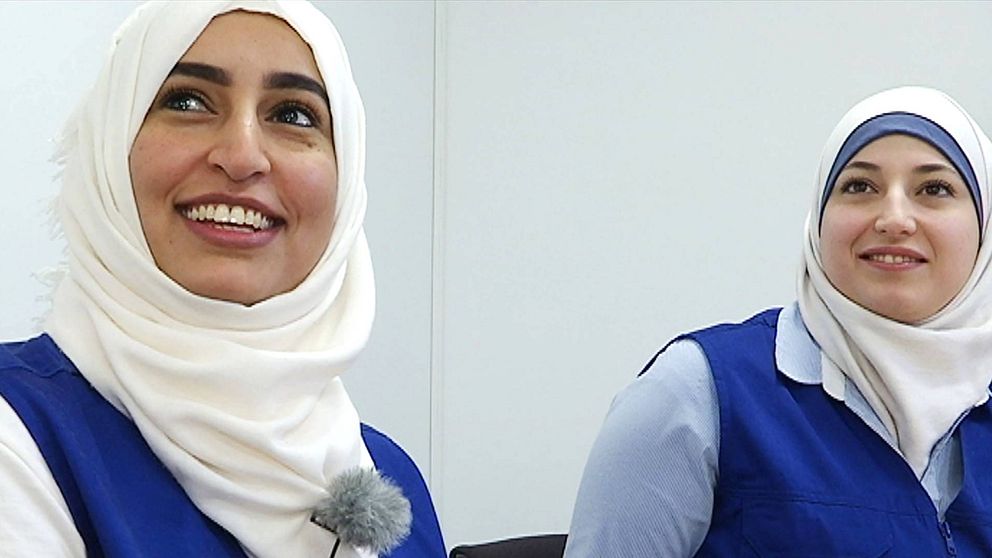 Bayan Zahraa och Samar Shekan älskar sina jobb som kulturdoulor.