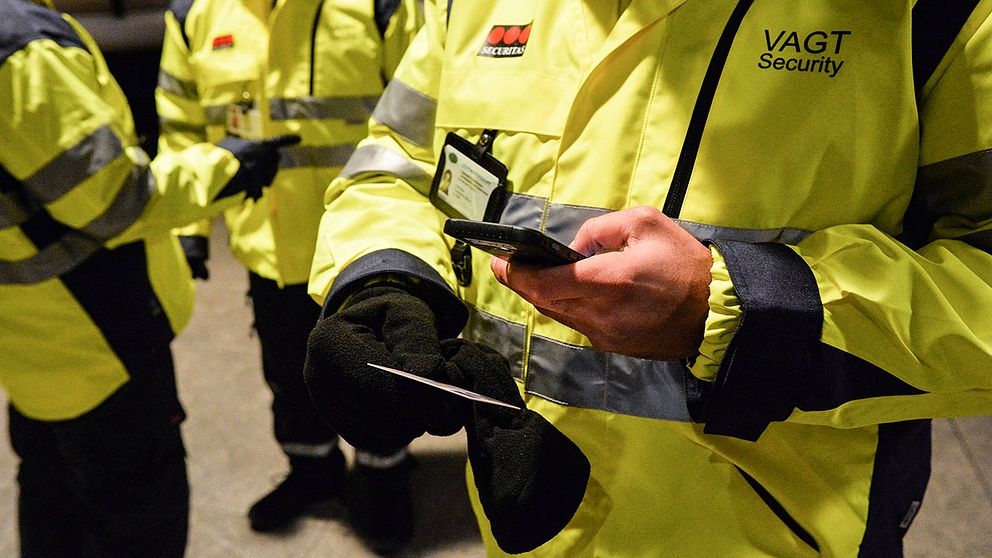 polis fast i gränskontroll Helsingör Helsingborg