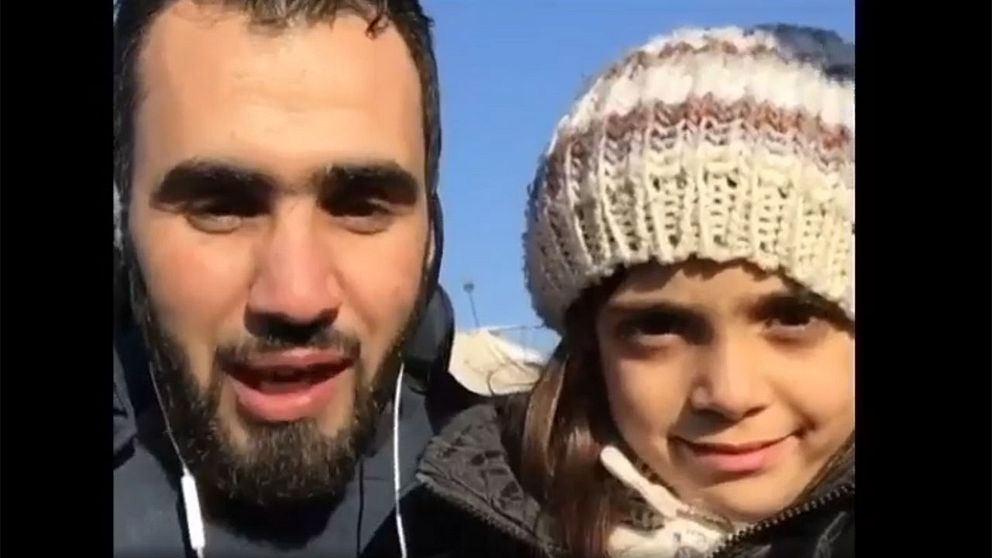 Bana intervjuas efter att ha räddats ur Aleppo.