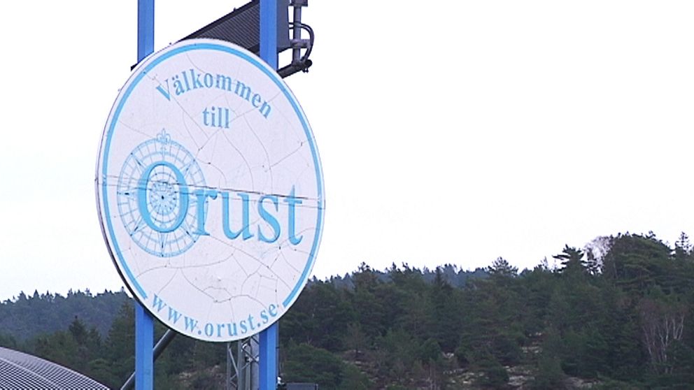 Skylt som hälsar välkommen till orust kommun